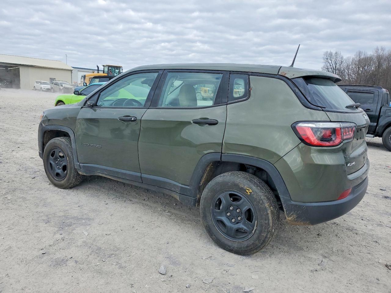 2018 Jeep Compass Sport - Фото 2
