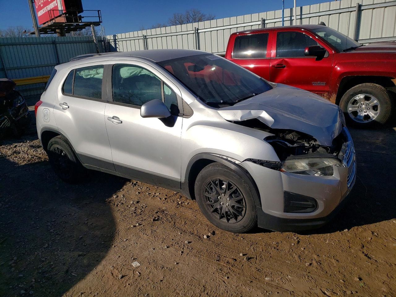 2015 Chevrolet Trax Ls - Image 4