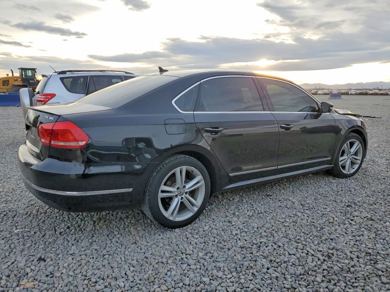 2014 Volkswagen Passat Sel - Фото 3