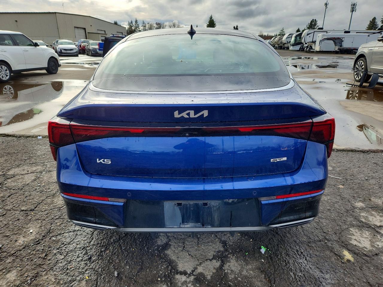 2025 Kia K5 Gt Line - Image 6