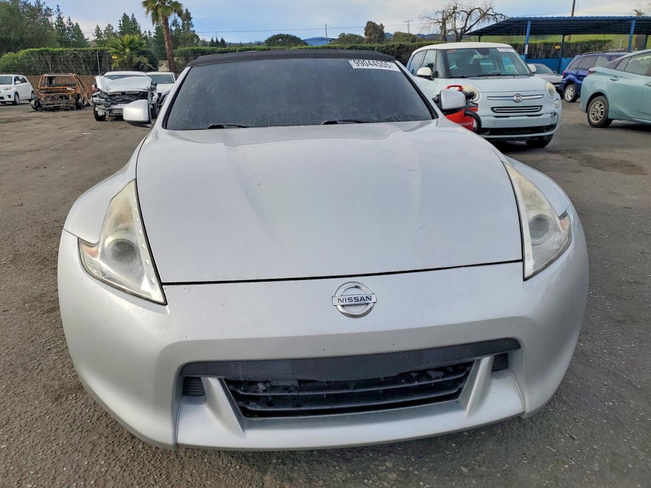 2010 Nissan 370Z - Image 5