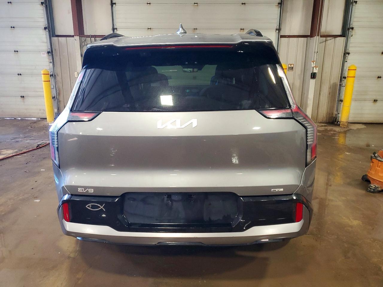 2024 Kia Ev9 Gt Line - Фото 6
