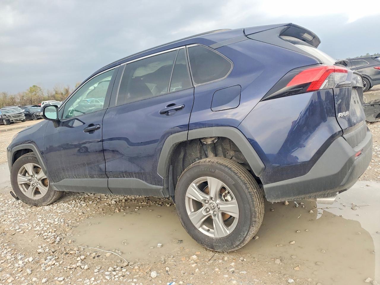 2024 Toyota Rav4 Xle - Фото 2