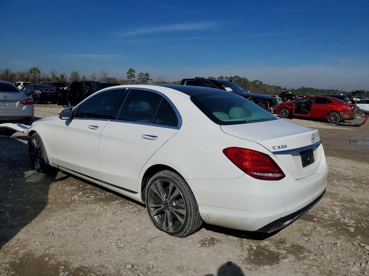 2018 Mercedes-Benz C 300 - Фото 2