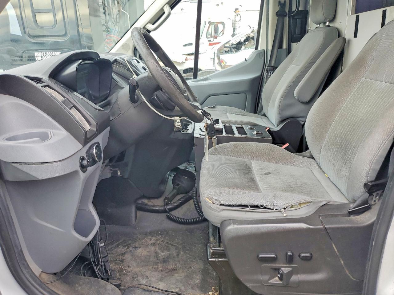 2017 Ford Transit Ambulance - Image 7
