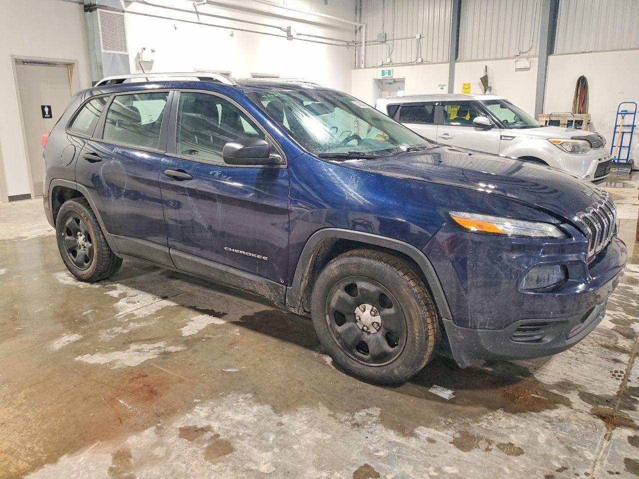 2014 Jeep Cherokee Sport - Фото 4