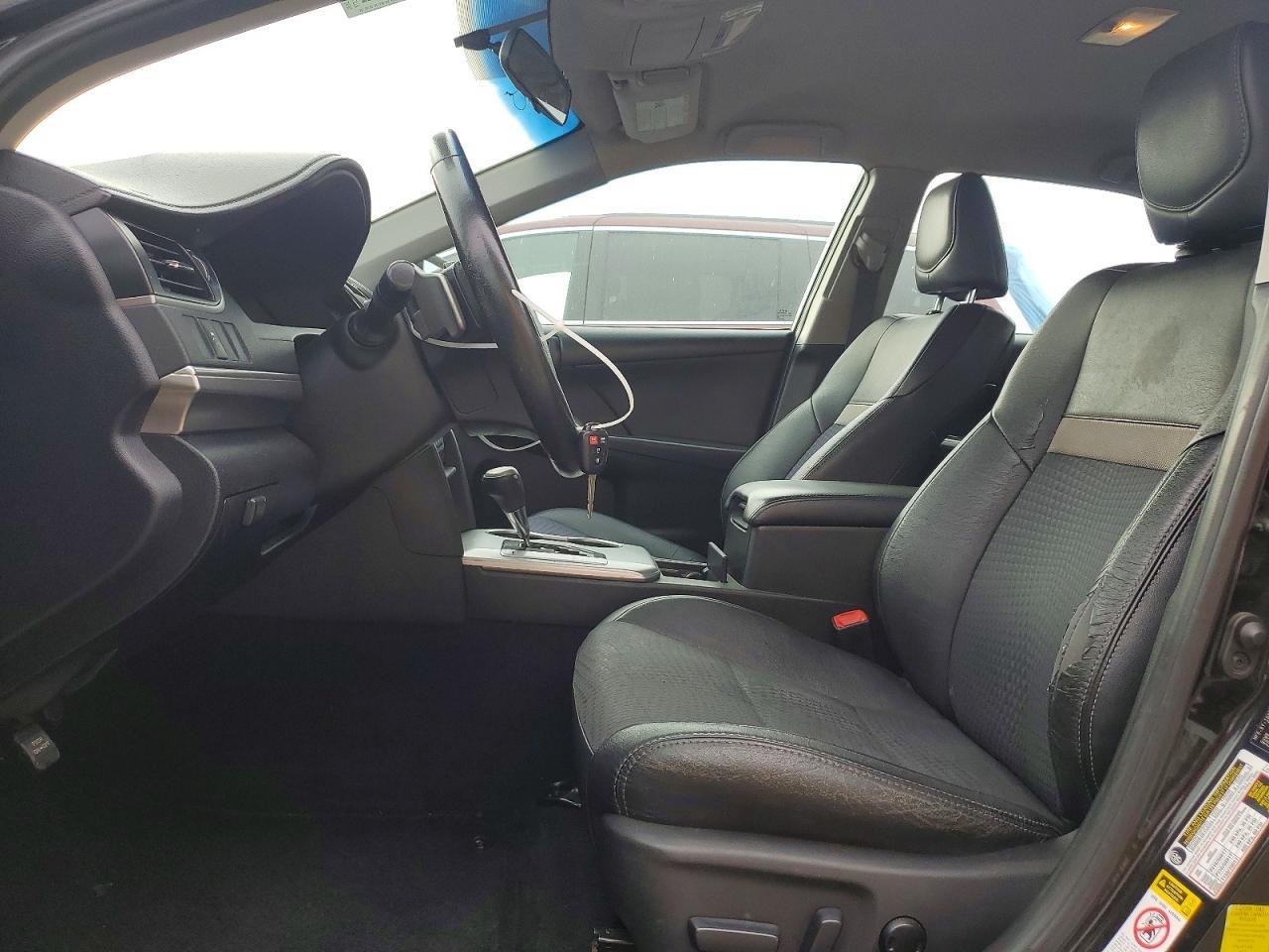 2014 Toyota Camry L - Image 7