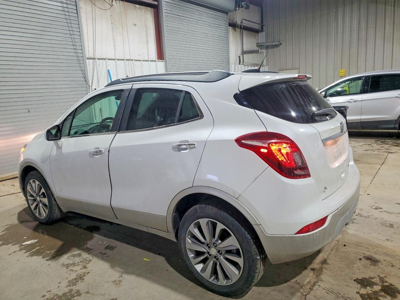 2020 Buick Encore Preferred - Фото 2