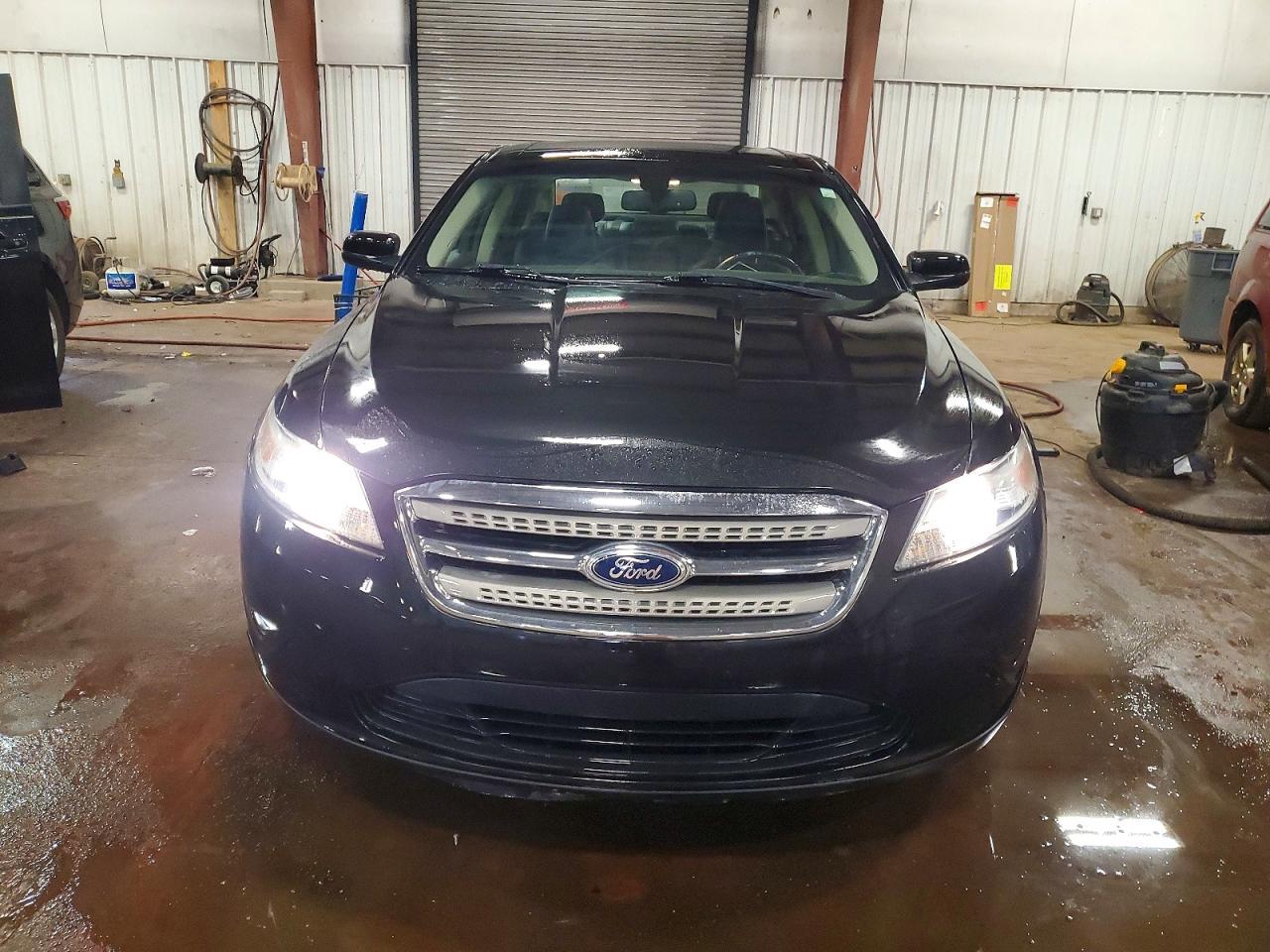 2011 Ford Taurus Sel - Фото 5