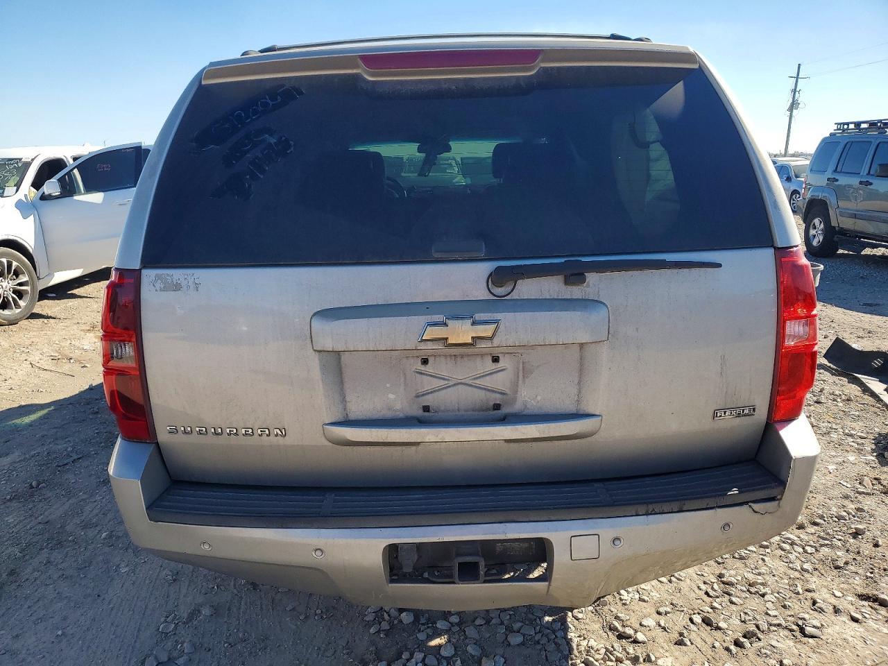 2007 Chevrolet Suburban C1500 - Фото 6