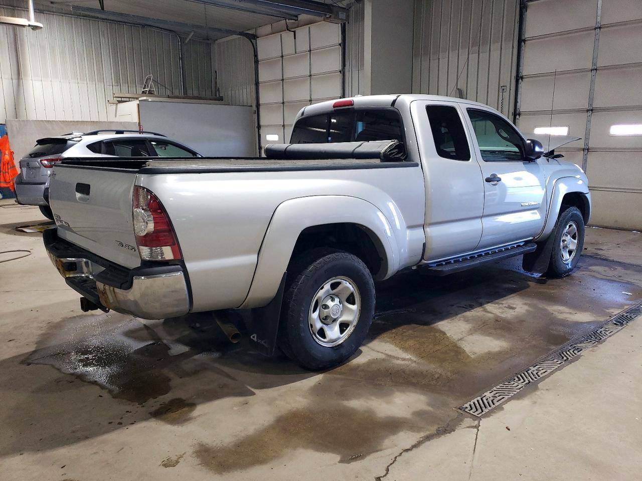 2010 Toyota Tacoma Access Cab - Фото 3