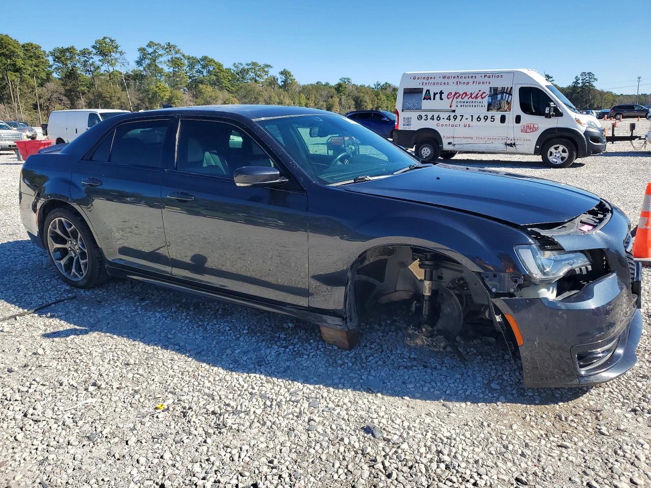 2017 Chrysler 300 S - Image 4
