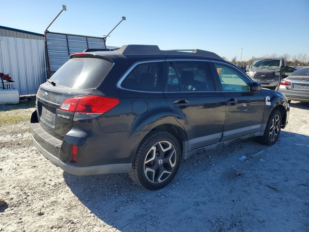 2011 Subaru Outback 2.5I Premium - Фото 3