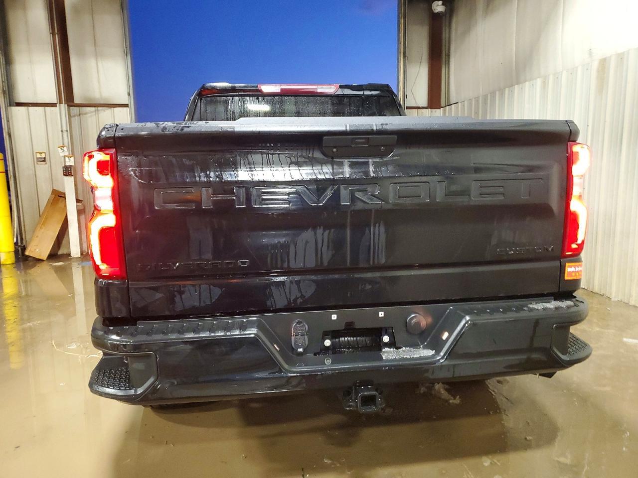 2022 Chevrolet Silverado Ltd K1500 Custom - Image 6