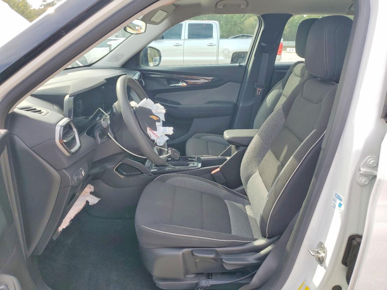 2024 Chevrolet Trailblazer Ls - Image 7