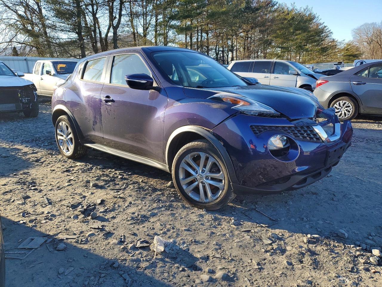 2016 Nissan Juke S - Фото 4