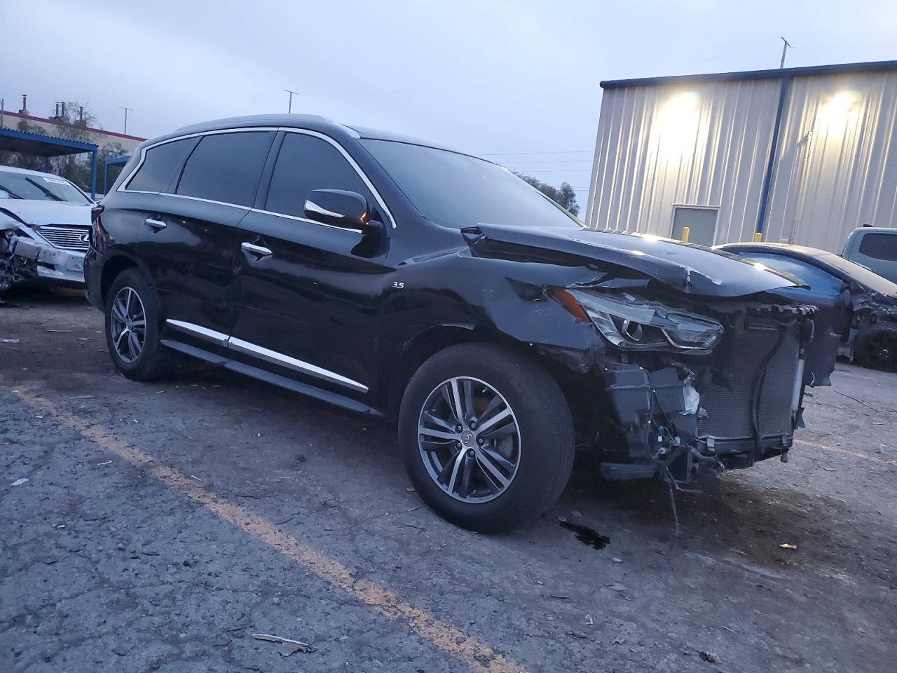 2019 Infiniti Qx60 Luxe - Фото 4