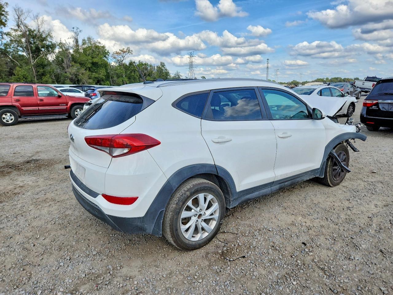 2016 Hyundai Tucson Limited - Image 3