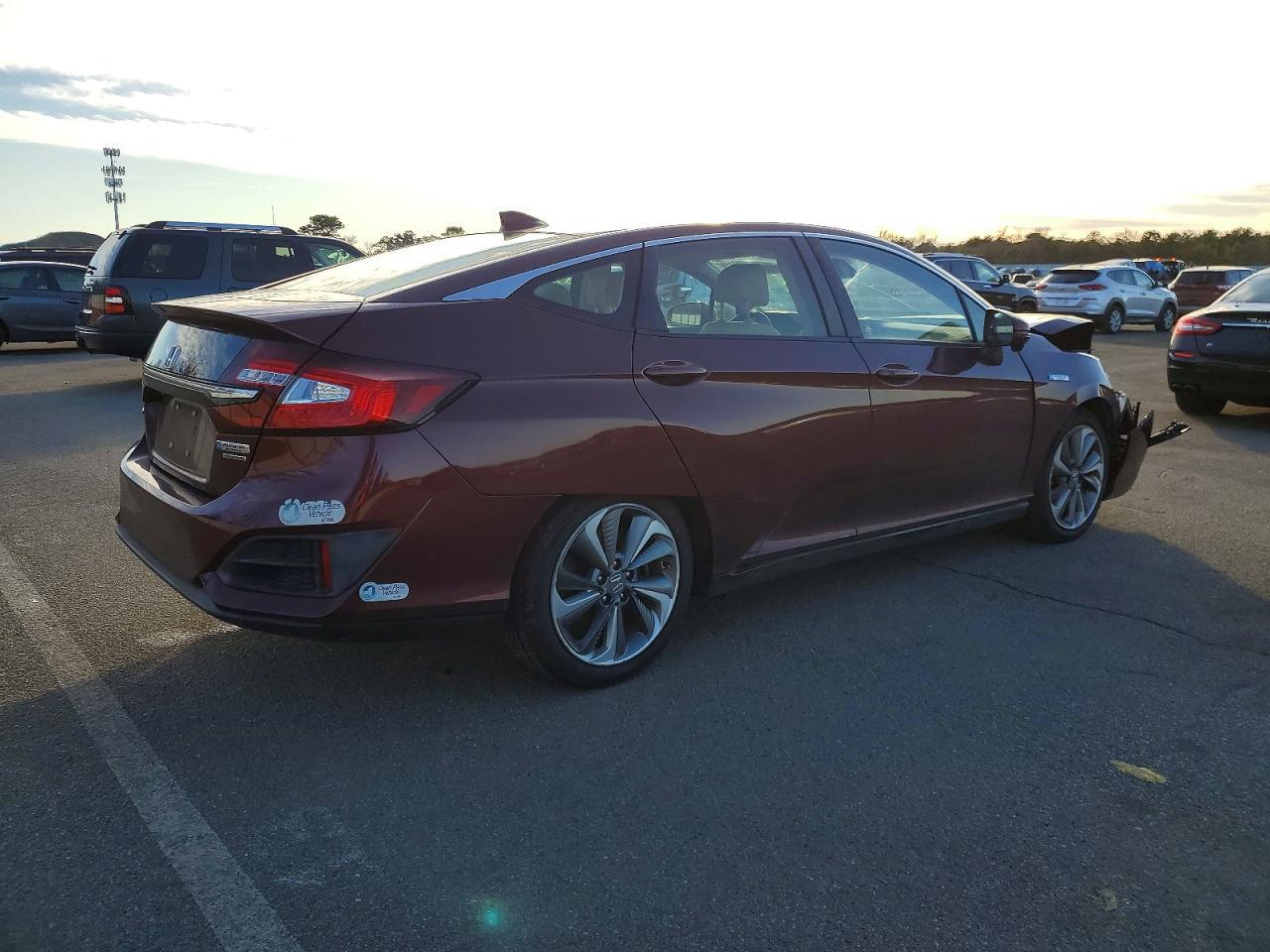 2018 Honda Clarity Touring - Фото 3