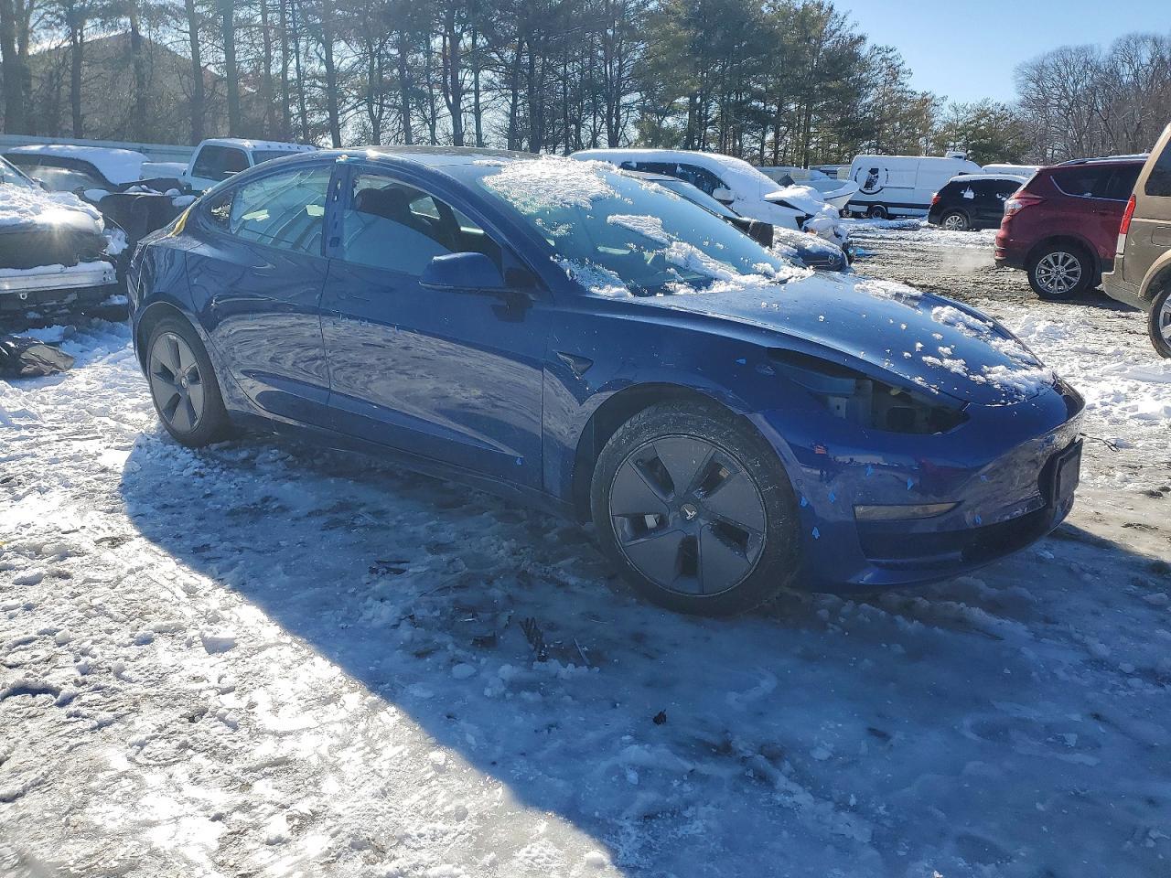 2022 Tesla Model 3 - Фото 4