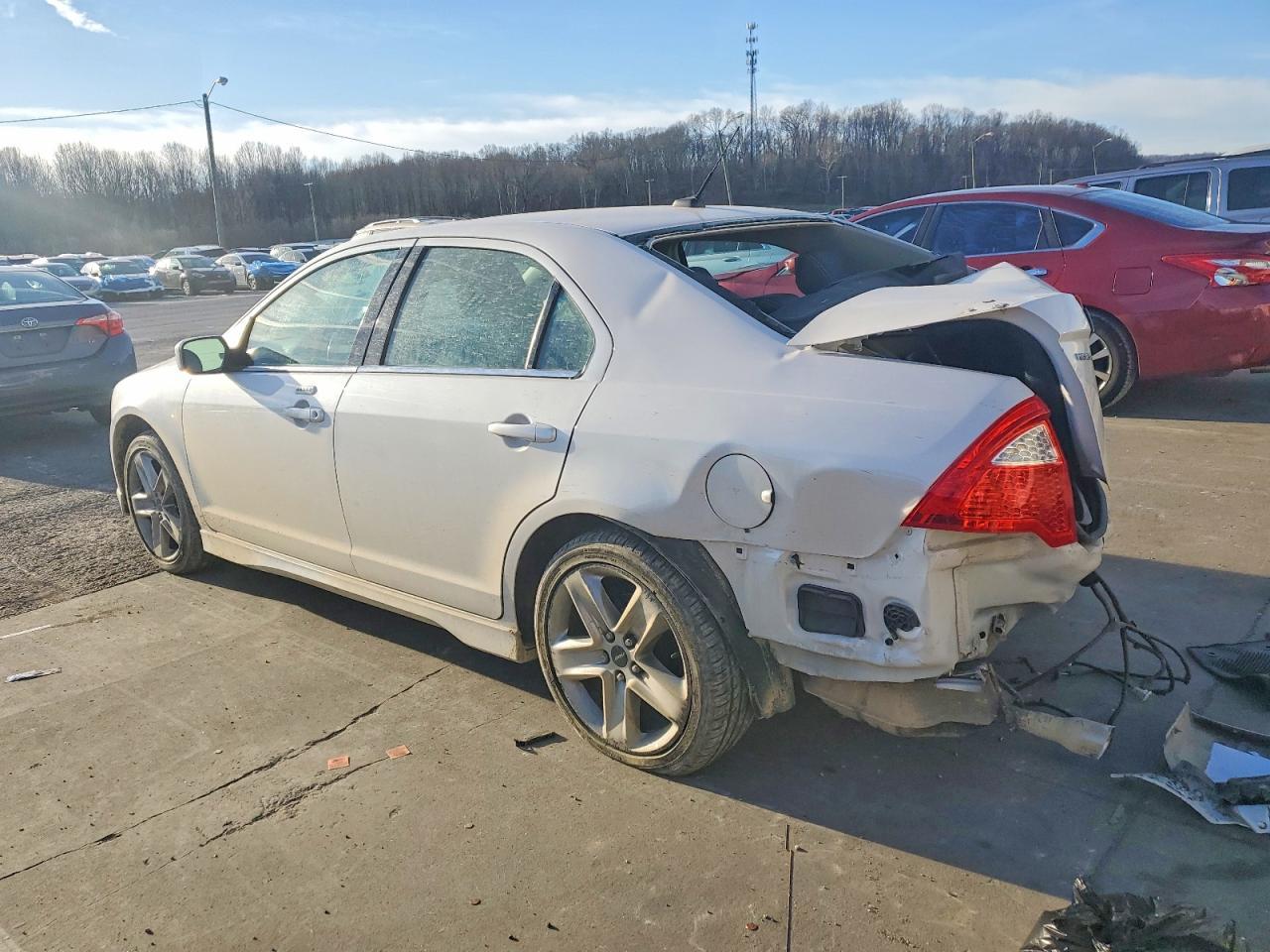 2011 Ford Fusion Sport - Фото 2