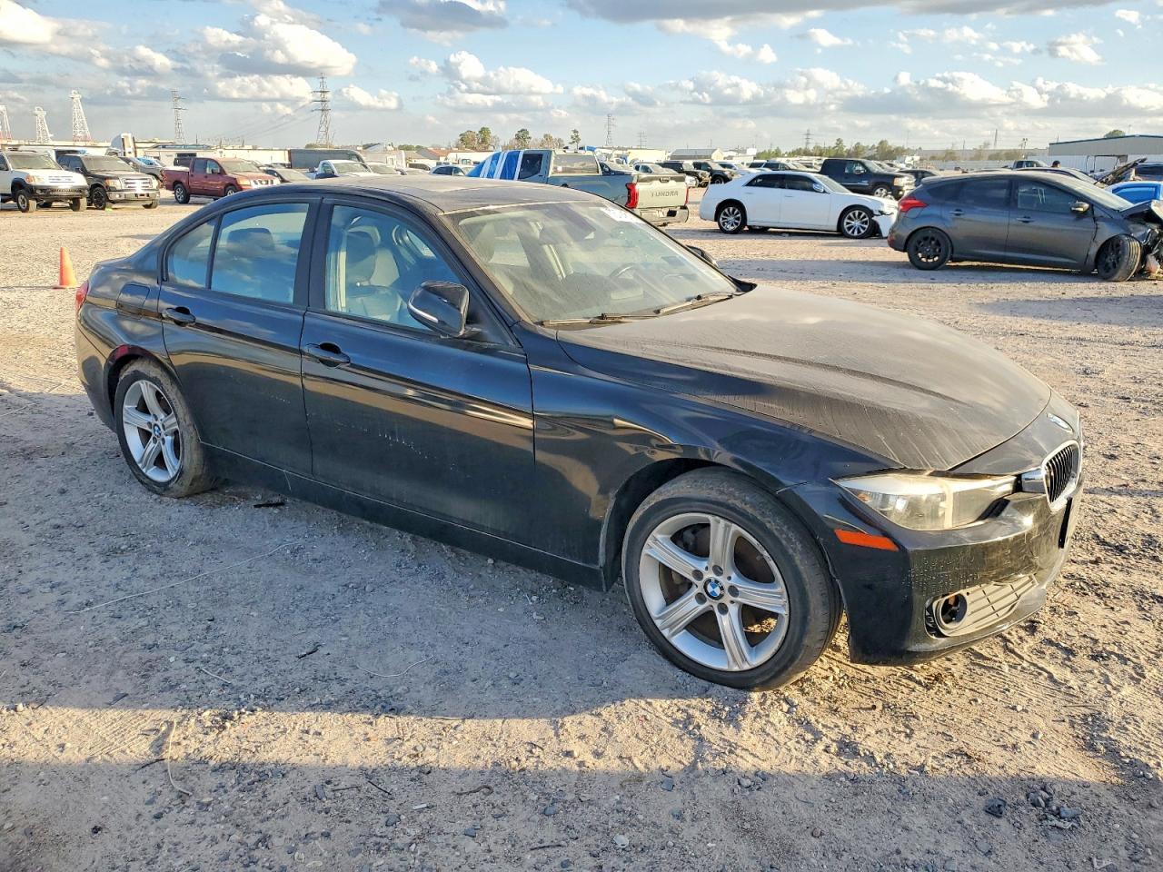 2014 BMW 320 I xDrive - Image 4