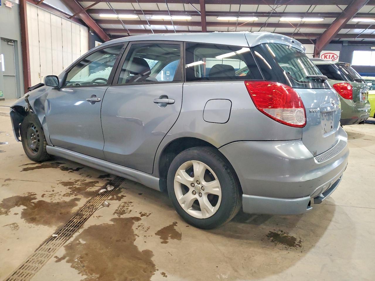 2003 Toyota Corolla Matrix Xr - Фото 2