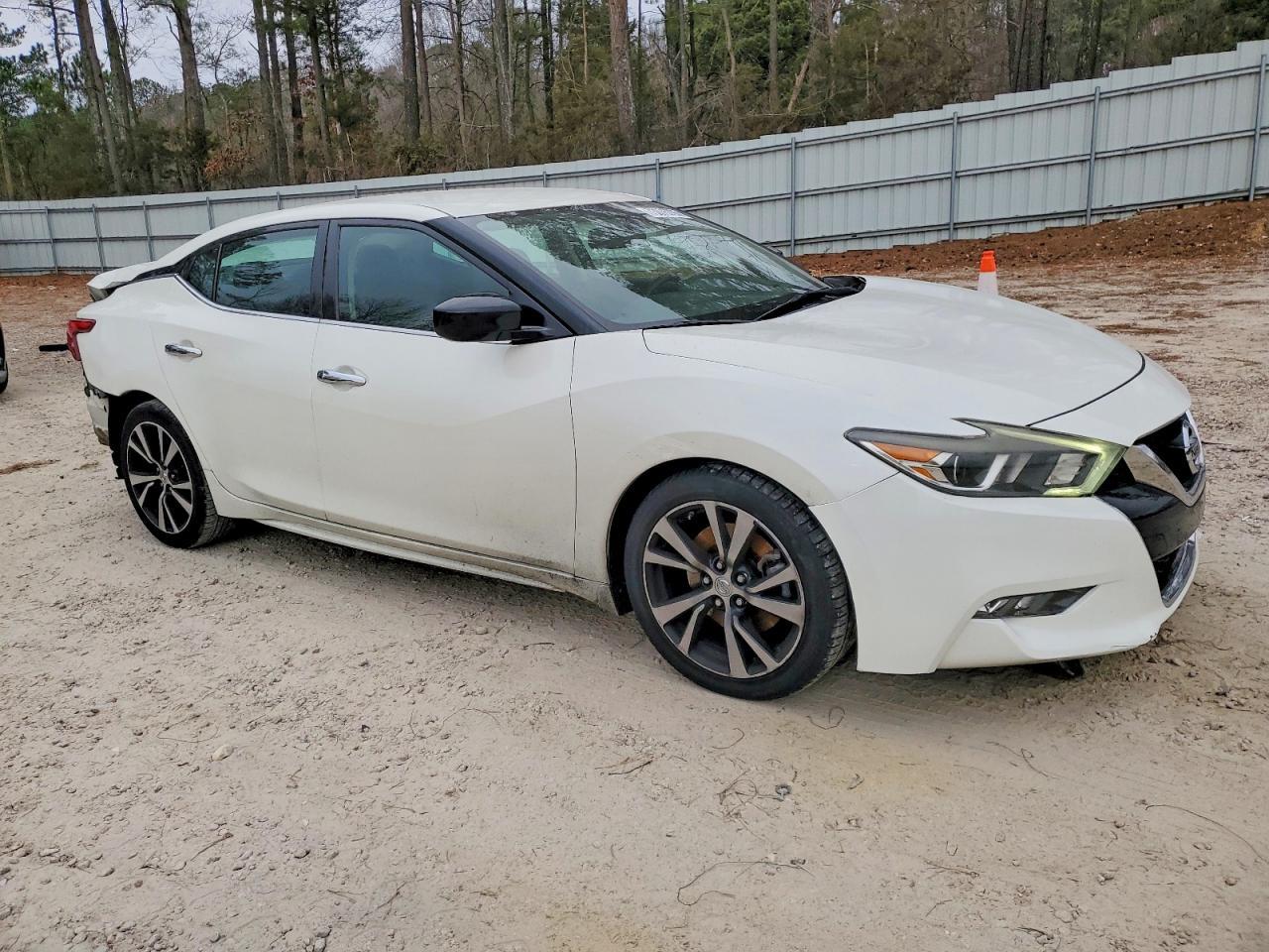 2018 Nissan Maxima 3.5S - Image 4