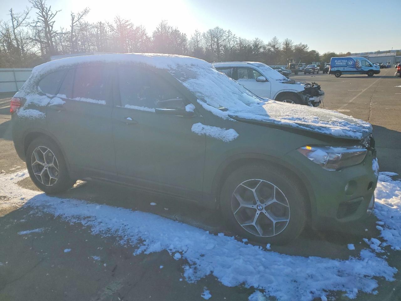 2018 BMW X1 xDrive28I - Фото 4