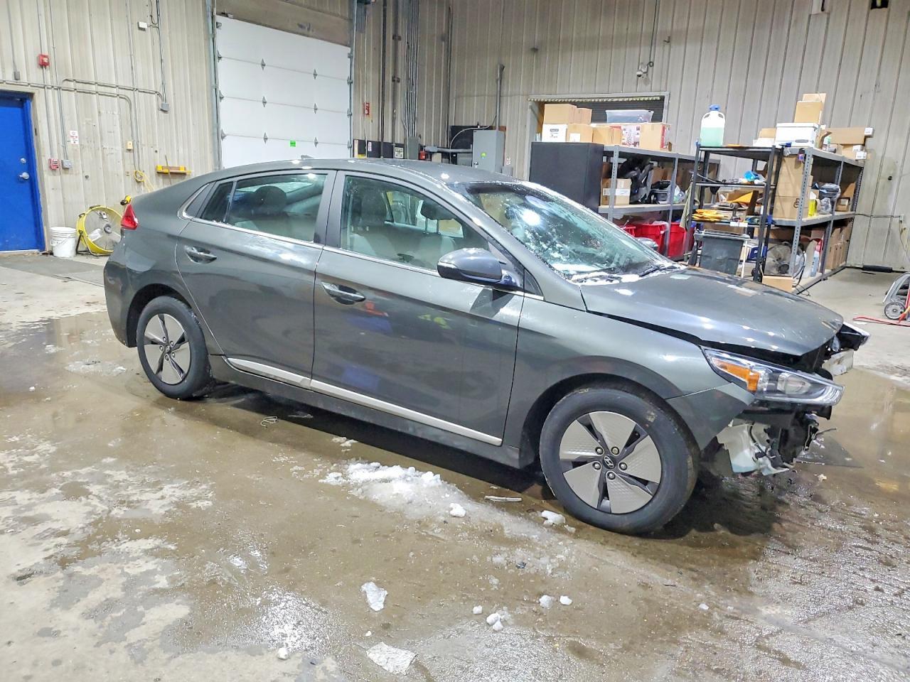 2021 Hyundai Ioniq Hybrid Se - Фото 4