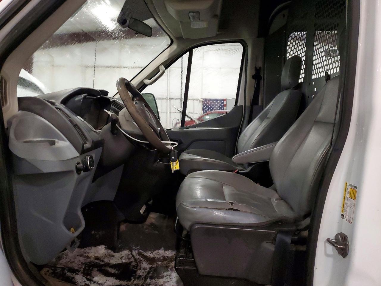 2016 Ford Transit 250 Utility / Service Van - Image 7