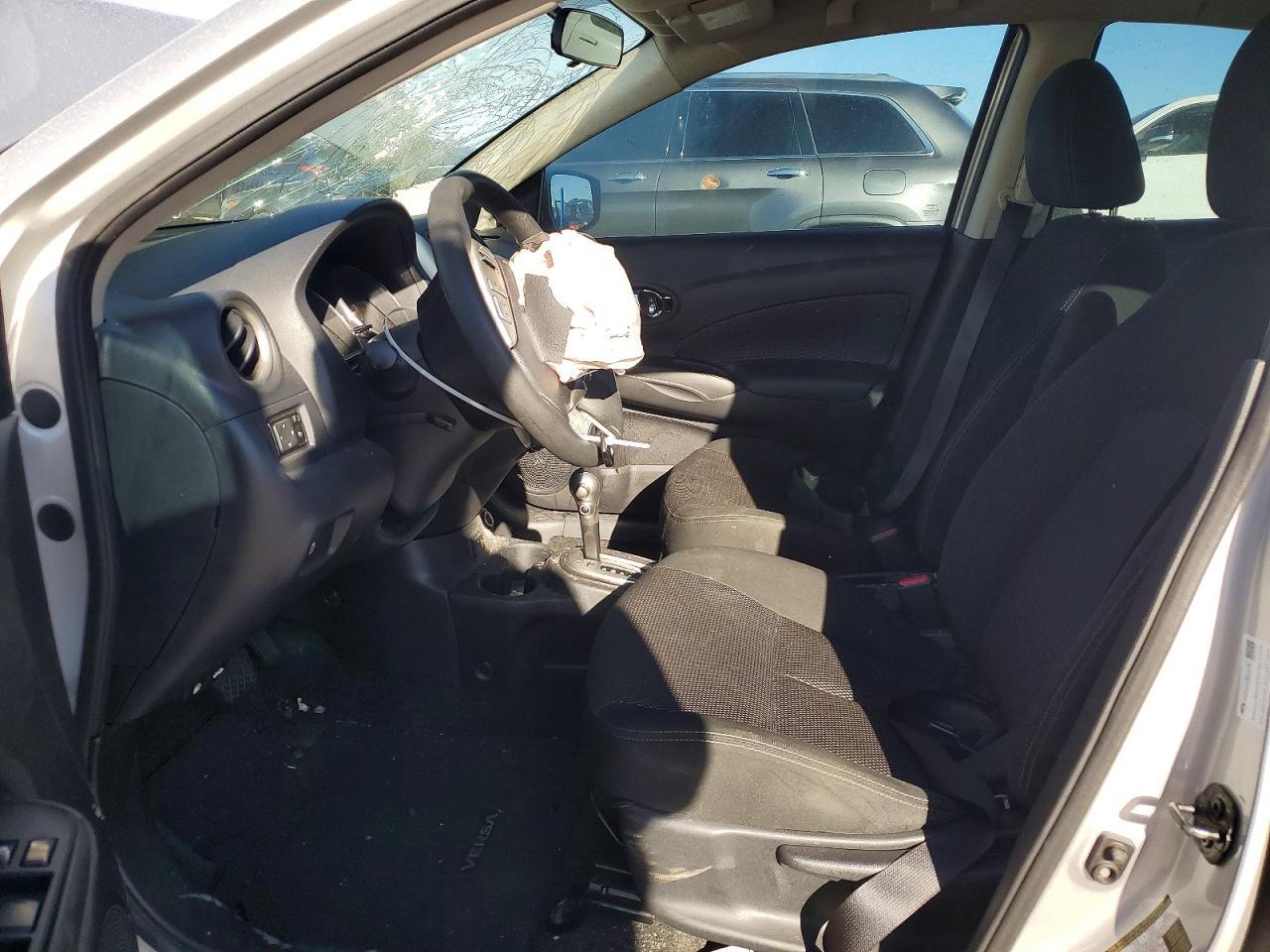 2018 Niss Versa S - Image 7