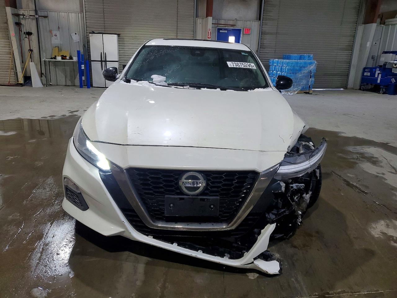 2021 Nissan Altima Sr - Фото 5