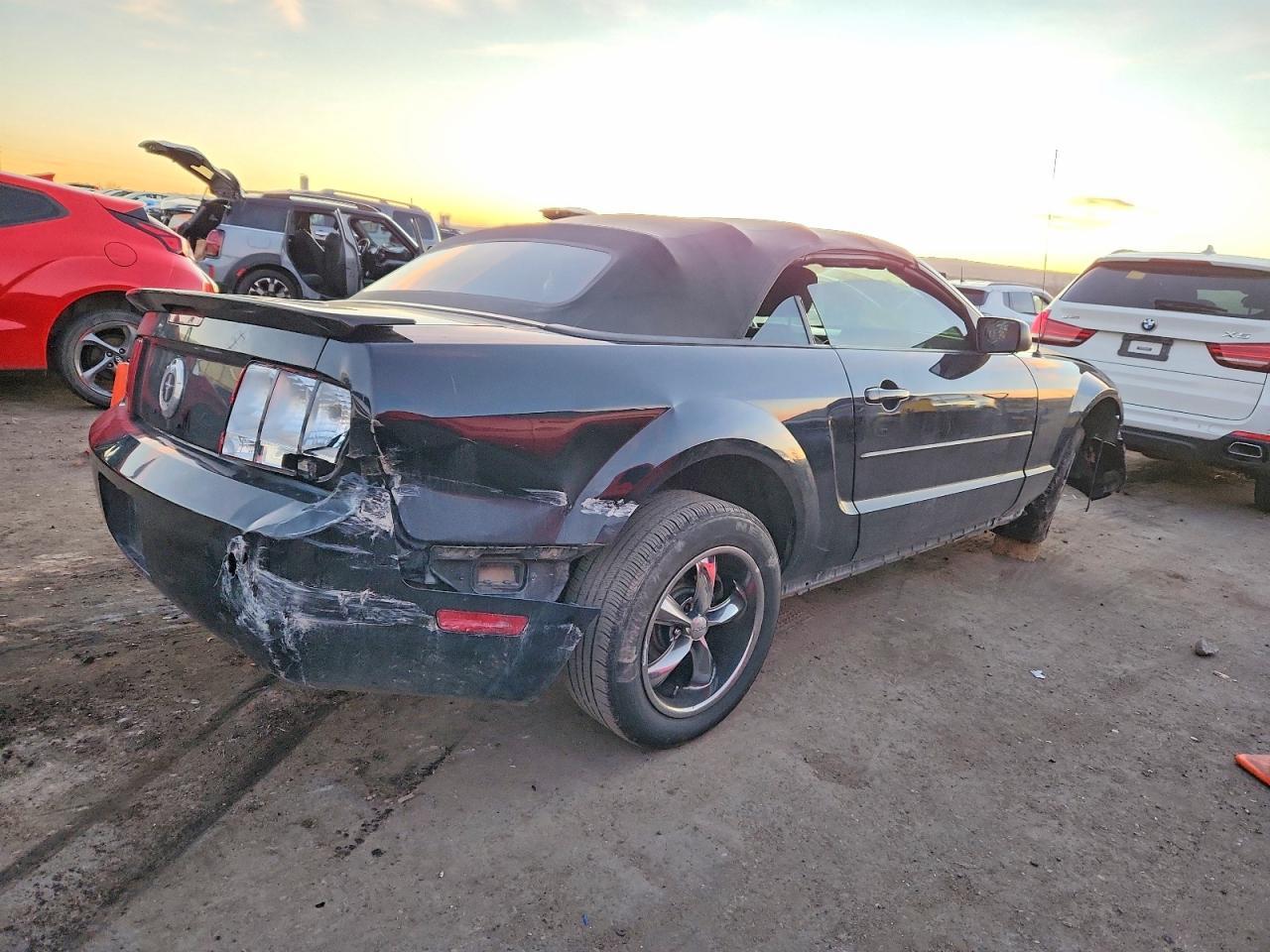 2007 Ford Mustang - Фото 3