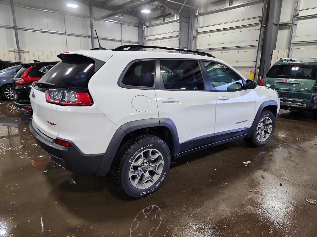 2022 Jeep Cherokee Trailhawk - Фото 3