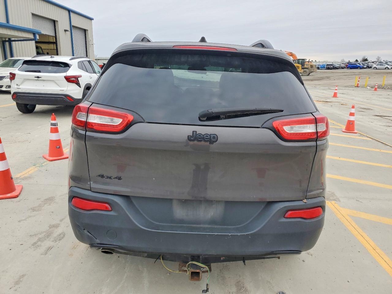 2017 Jeep Cherokee Sport - Фото 6