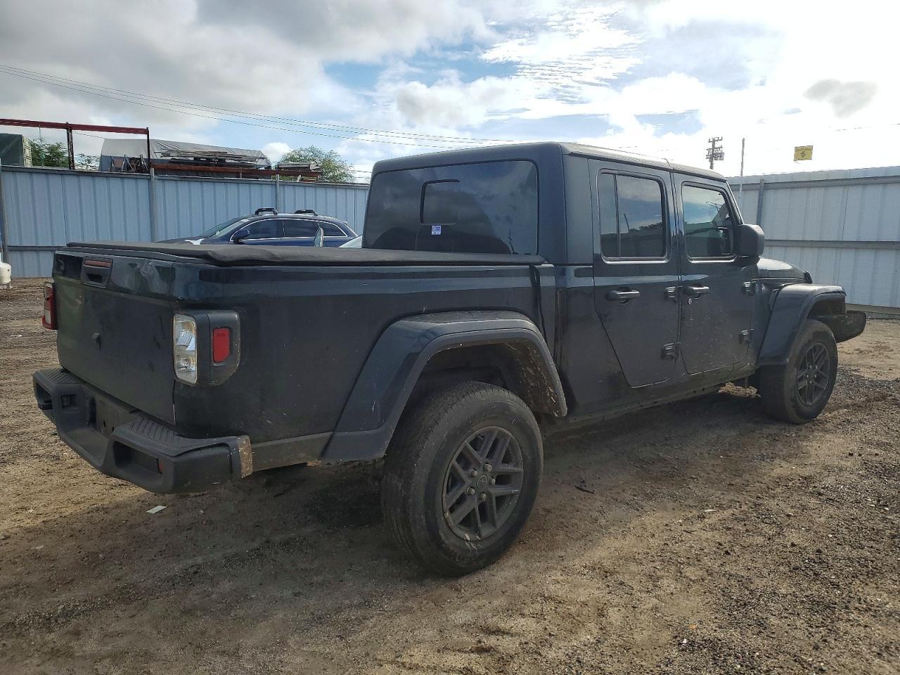 2024 Jeep Gladiator Sport - Image 3