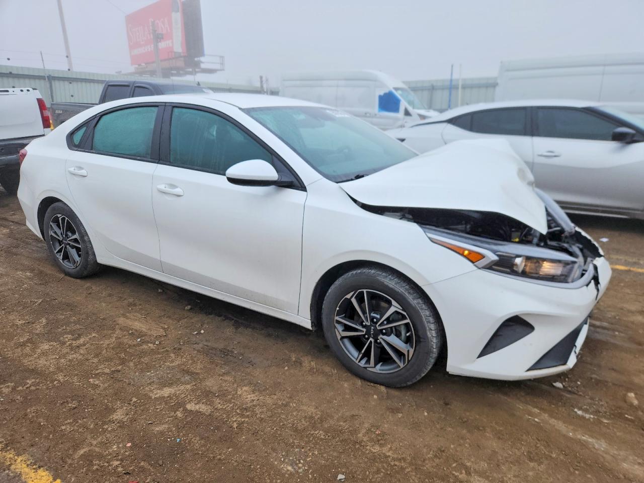 2023 Kia Forte Lxs - Image 4