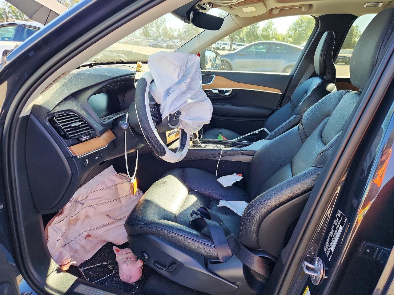 2022 Volvo Xc90 T6 Momentum - Фото 7