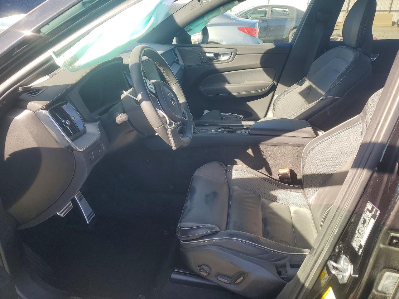 2021 Volvo Xc60 T5 R-Design - Фото 7