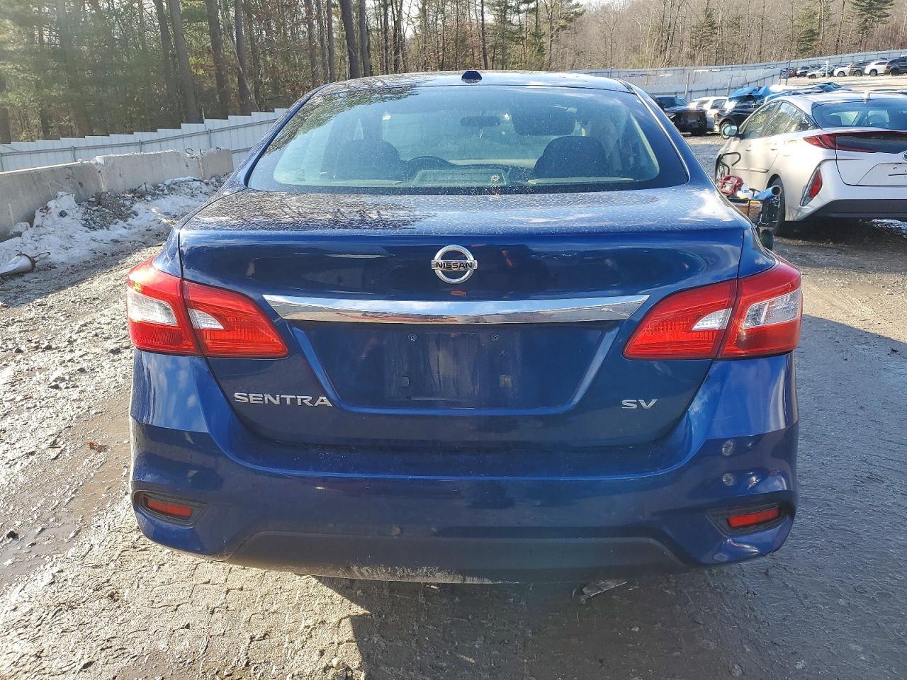 2018 Nissan Sentra S - Фото 6