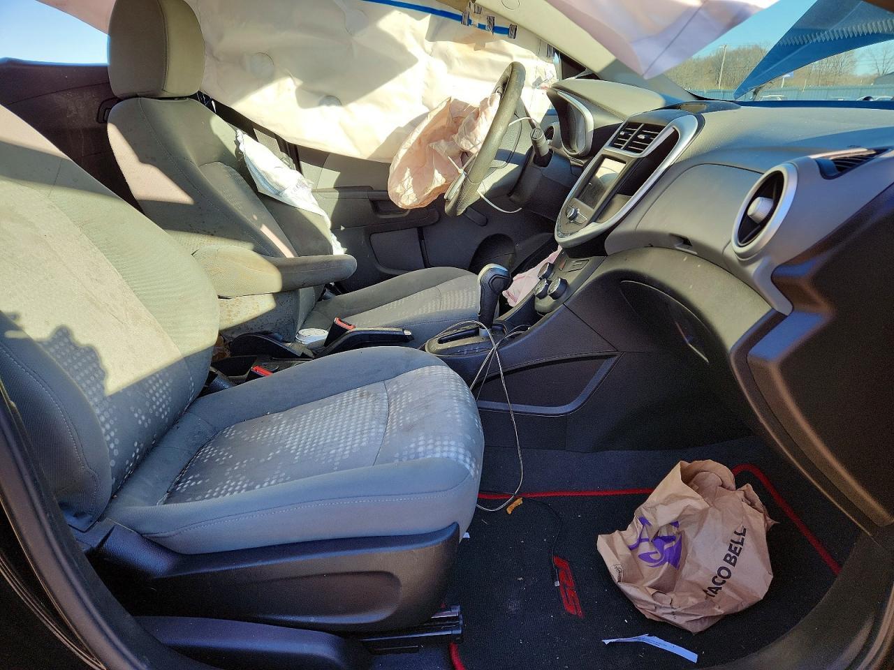 2020 Chevrolet Sonic - Фото 7