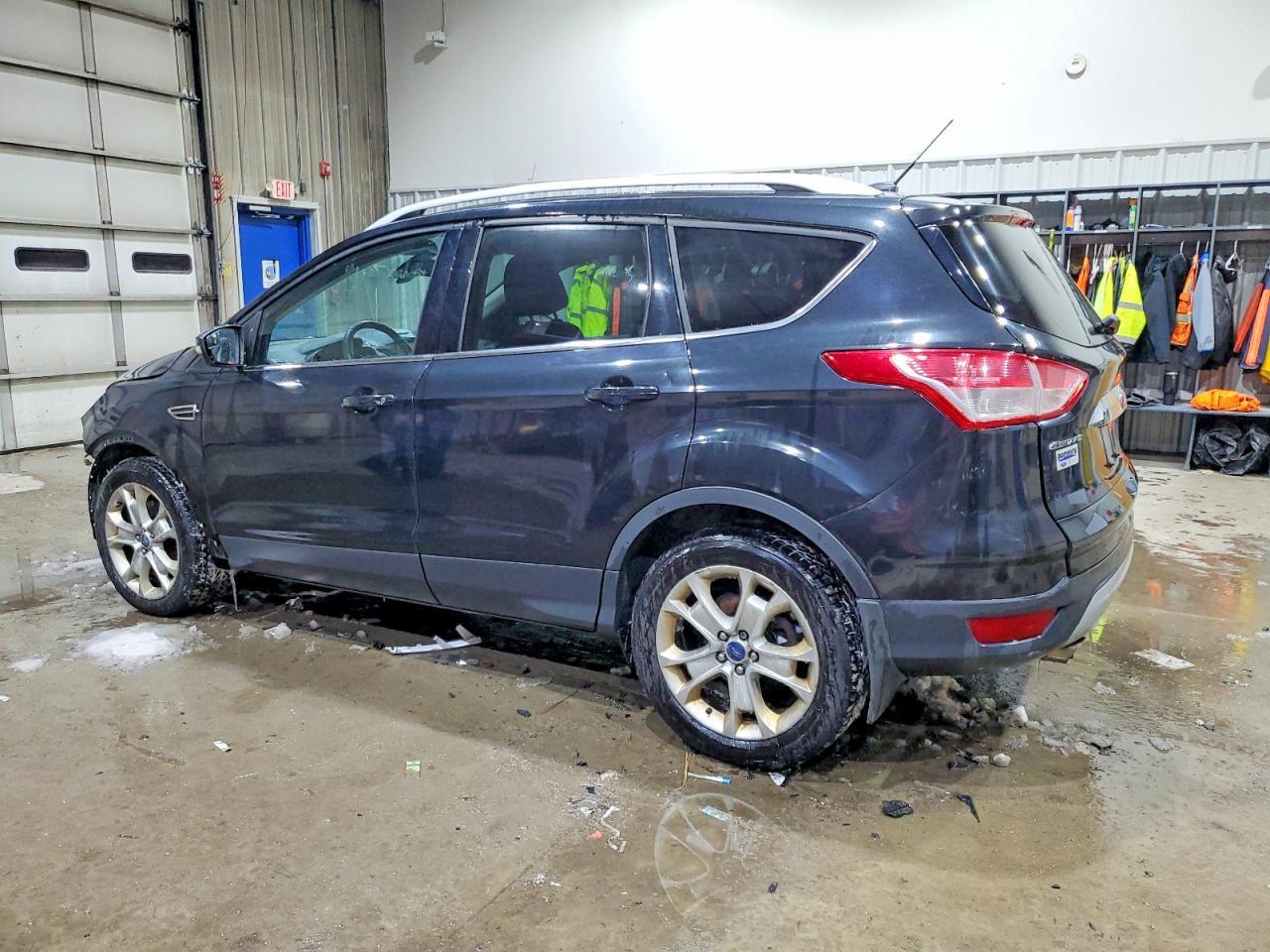 2015 Ford Escape Titanium - Image 2