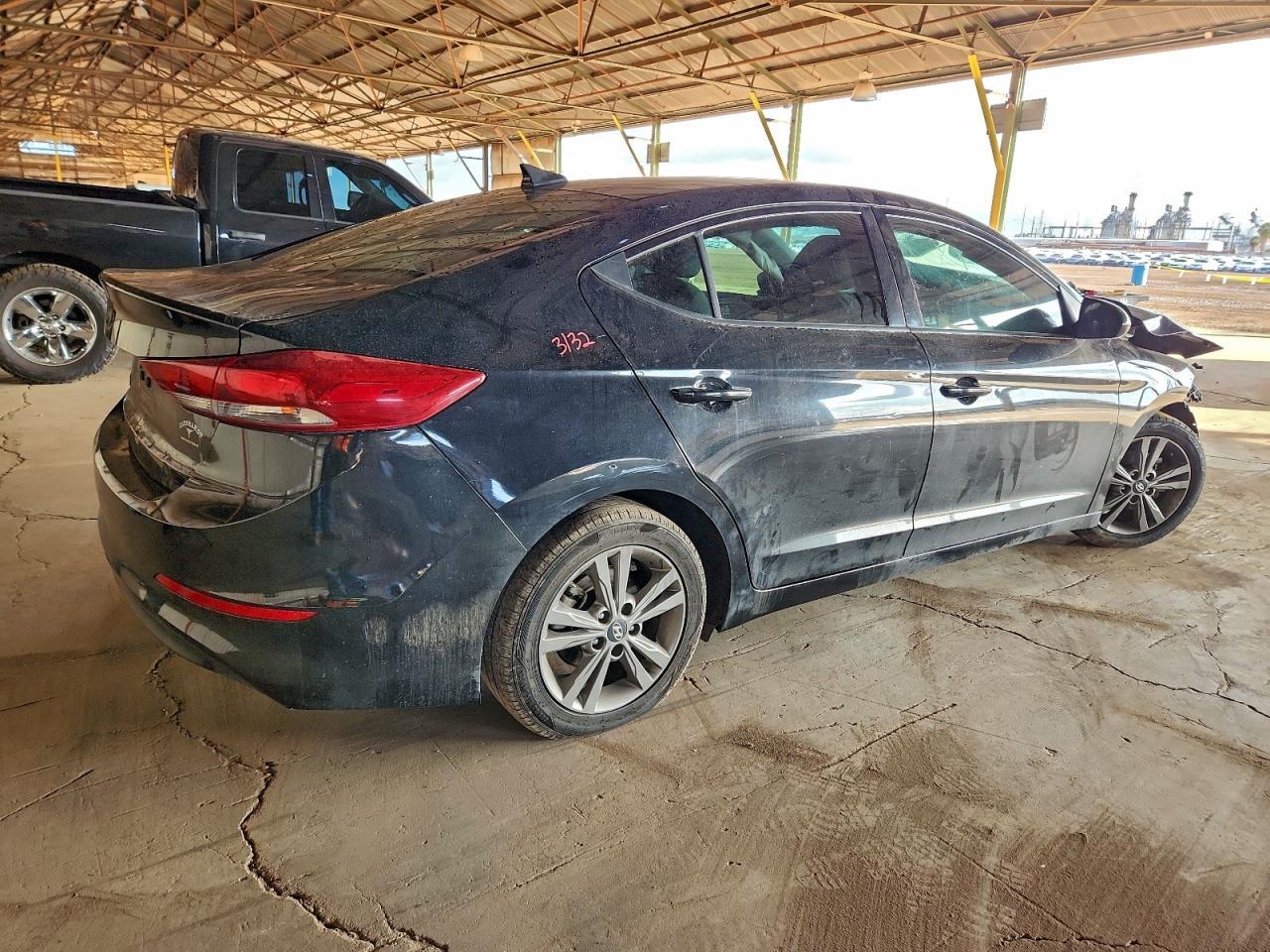 2018 Hyundai Elantra Sel - Image 3