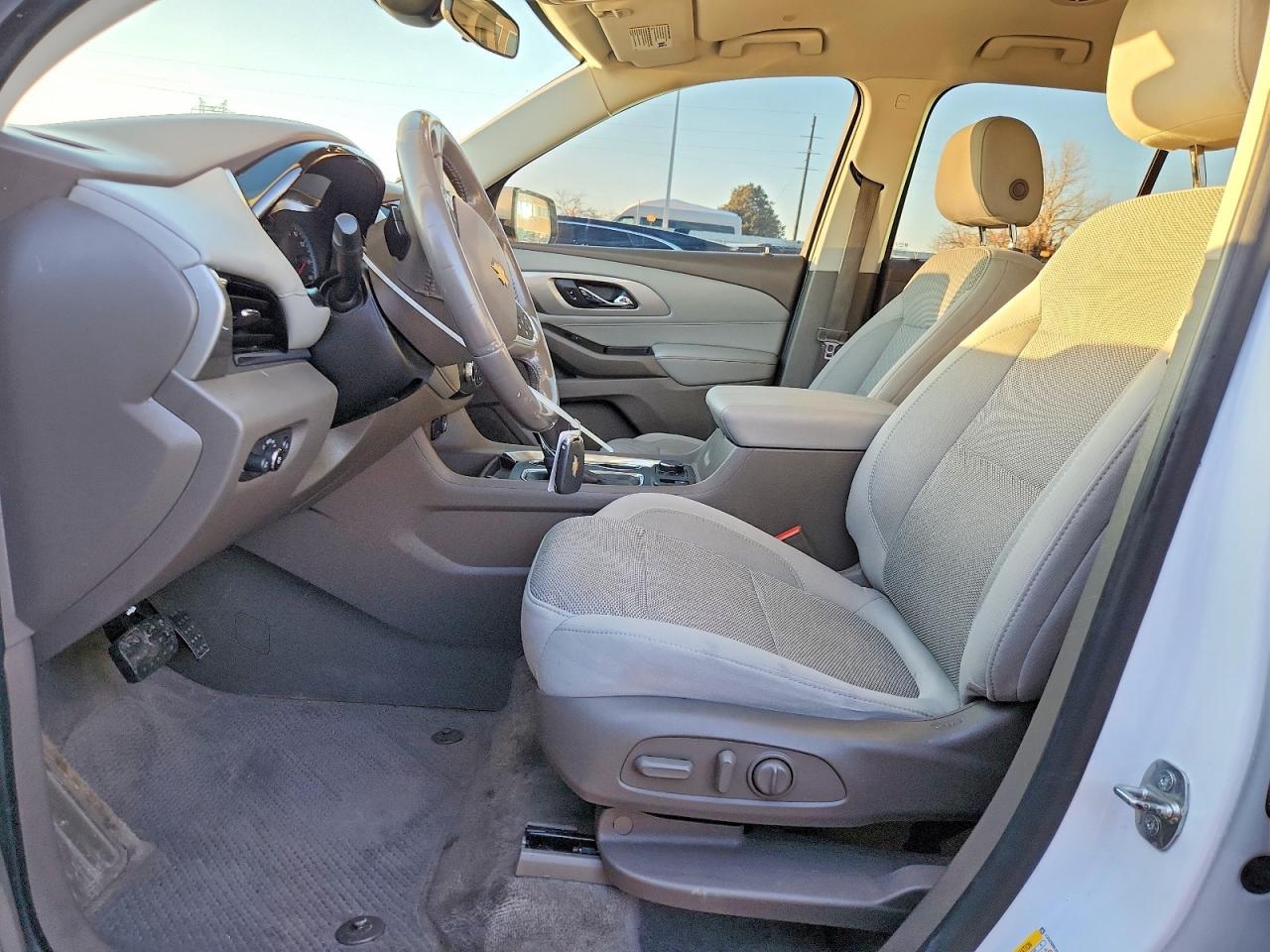 2020 Chevrolet Traverse Lt - Image 7