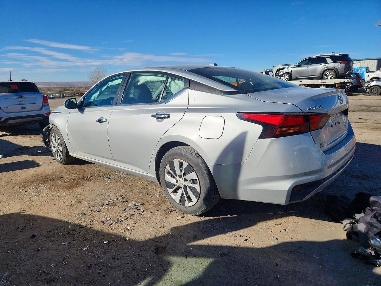 2020 Nissan Altima S - Image 2