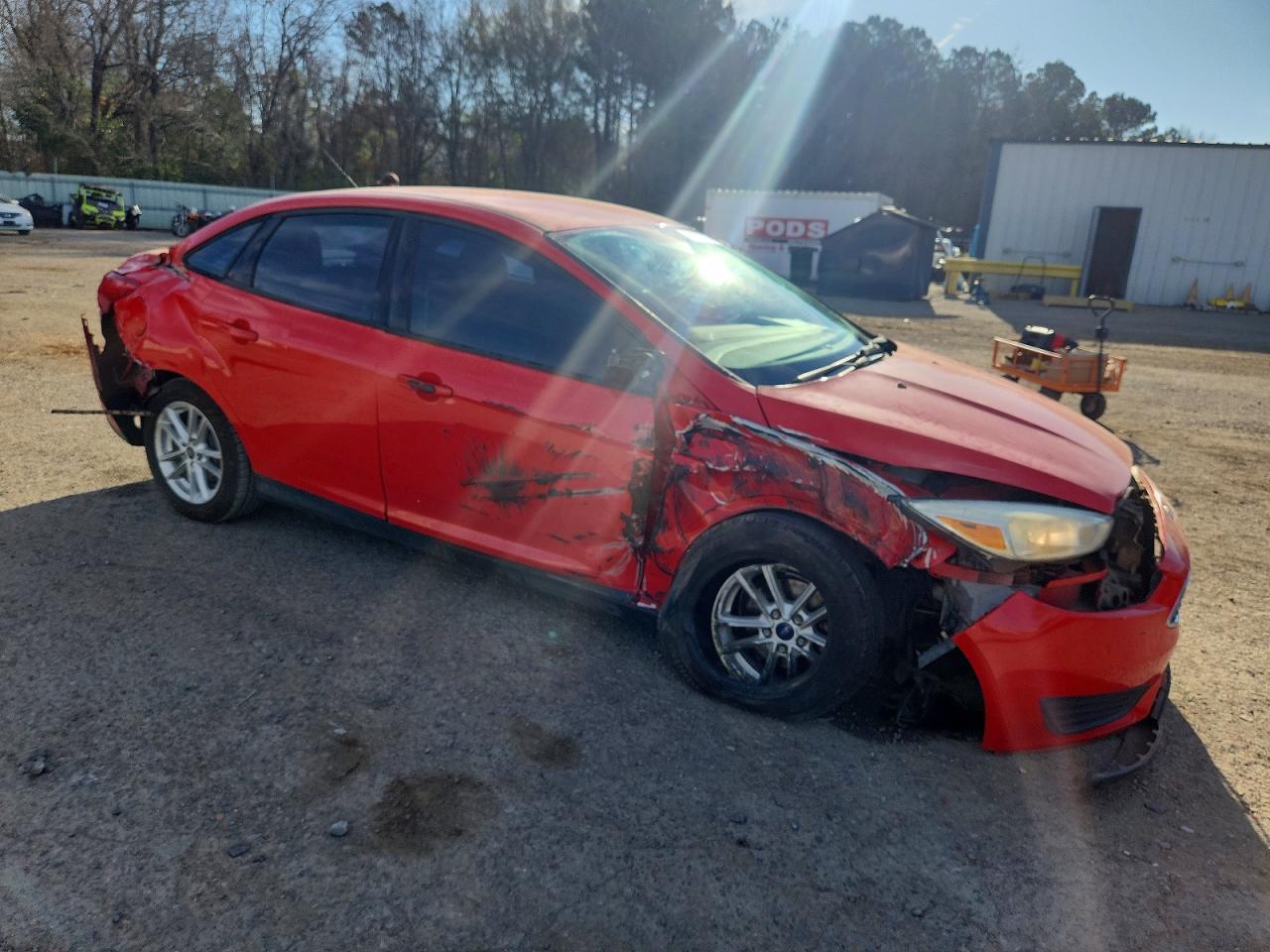 2017 Ford Focus Se - Фото 4