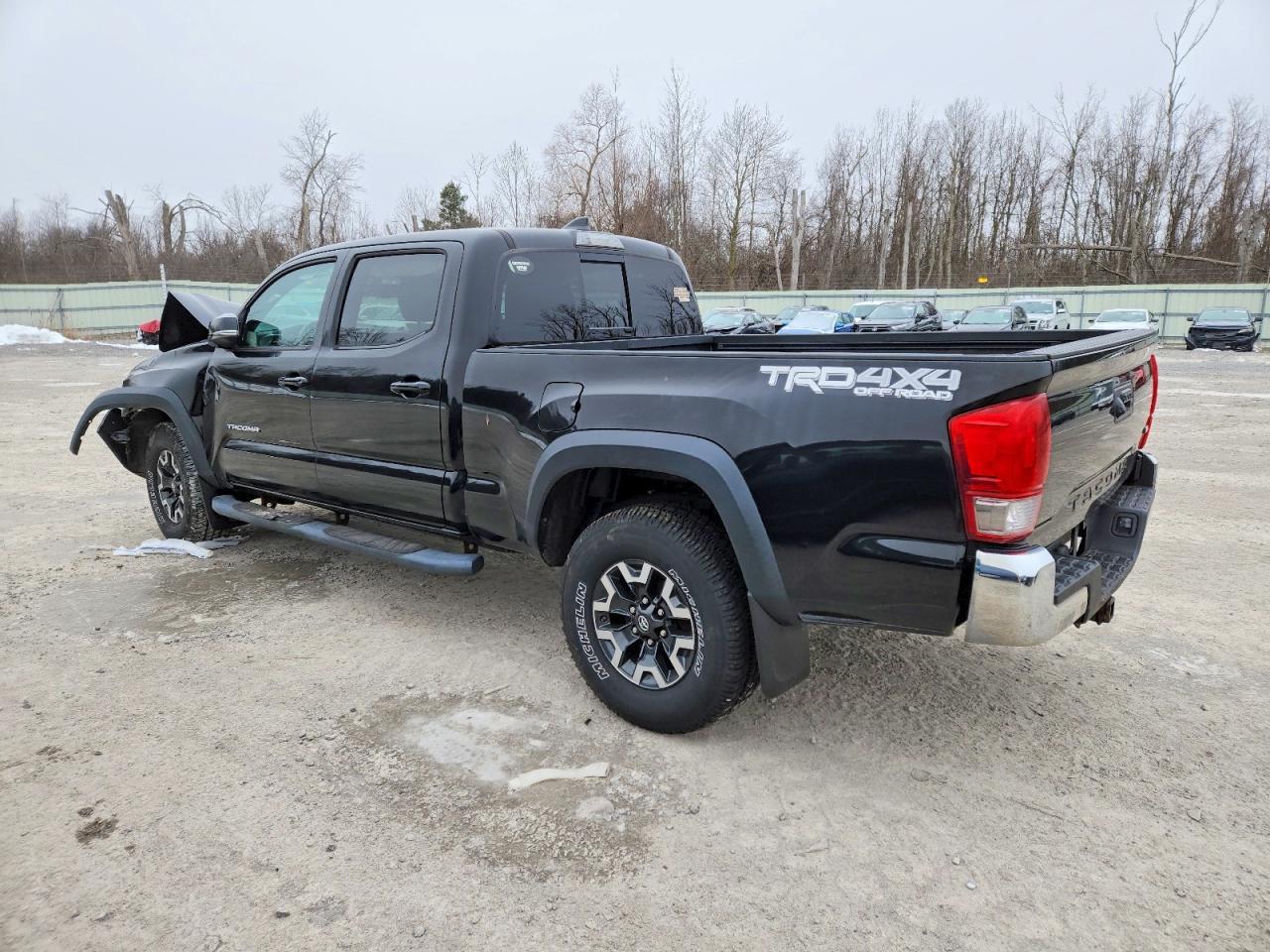 2017 Toyota Tacoma Double Cab - Фото 2