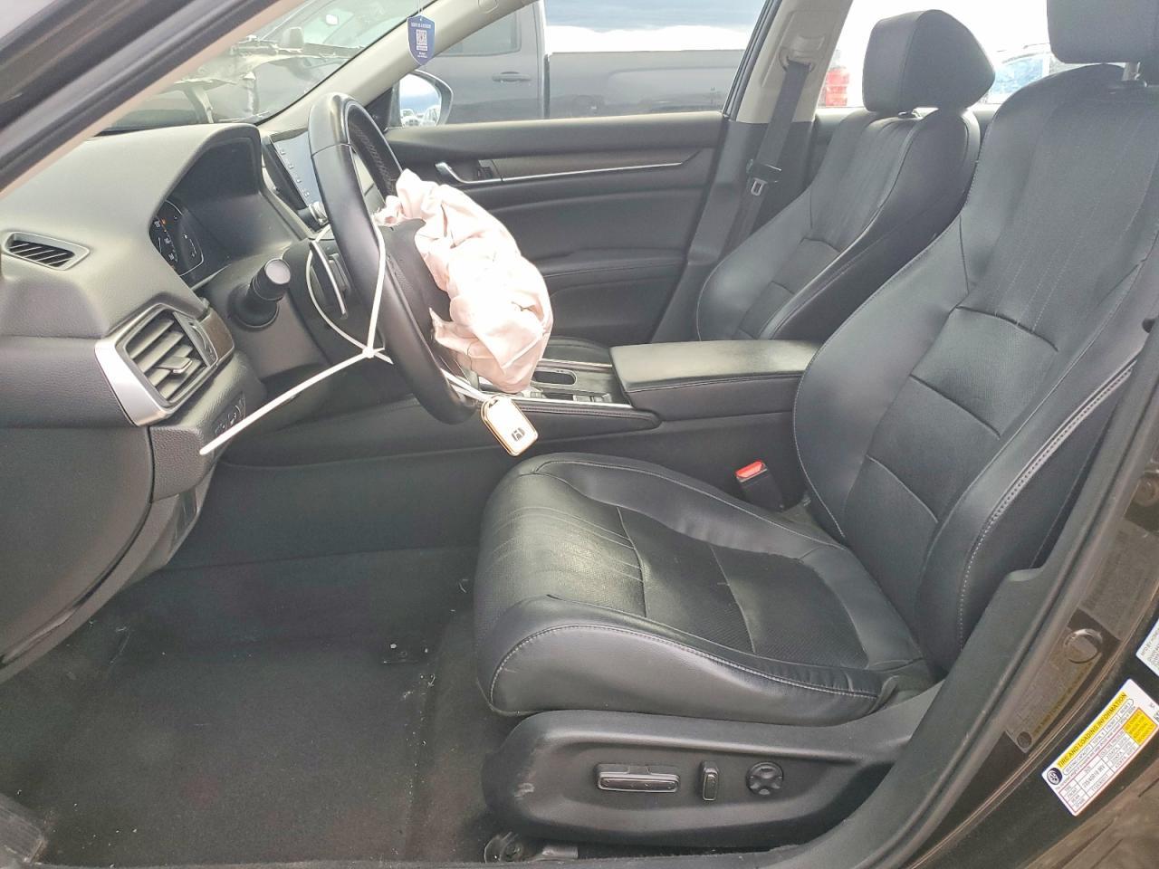 2018 Honda Accord Touring - Фото 7