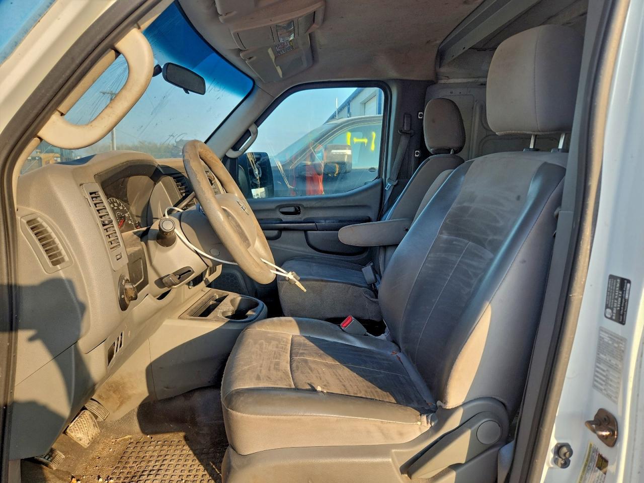 2014 Nissan Nv 1500 - Image 7